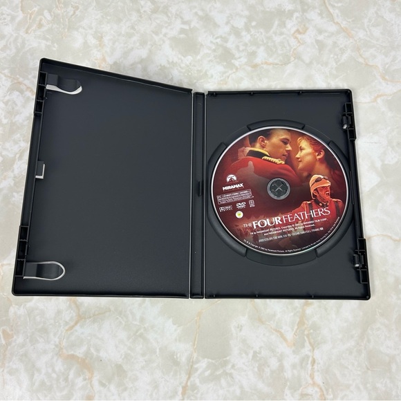 The Four Feathers Full Screen Special Collector’s Edition DVD - Picture 3 of 4